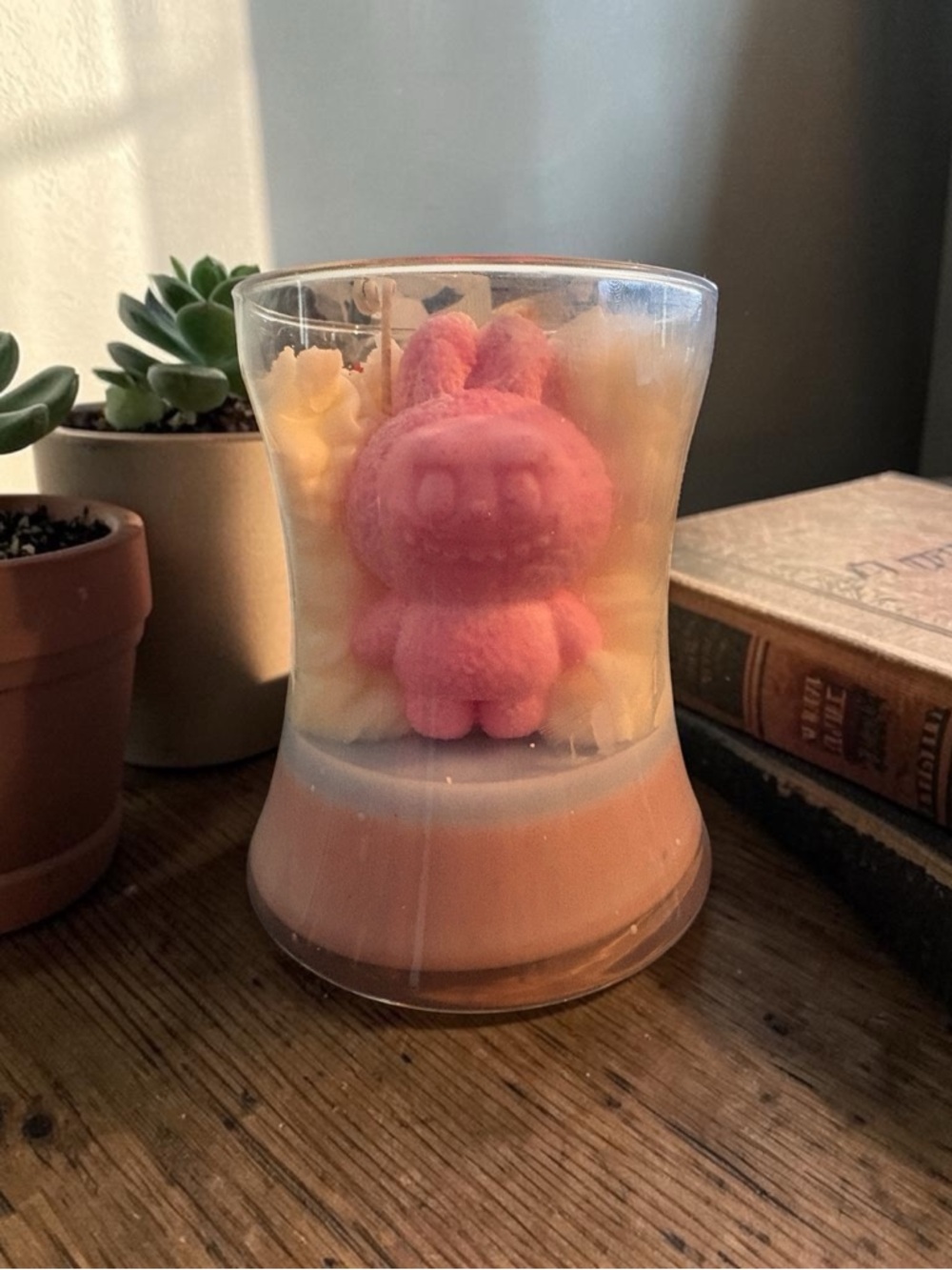 Handmade monster strawberry and cream 30oz  candle